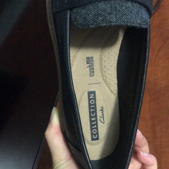 Clarks loafers size 6.5 M - Picture 3 of 4